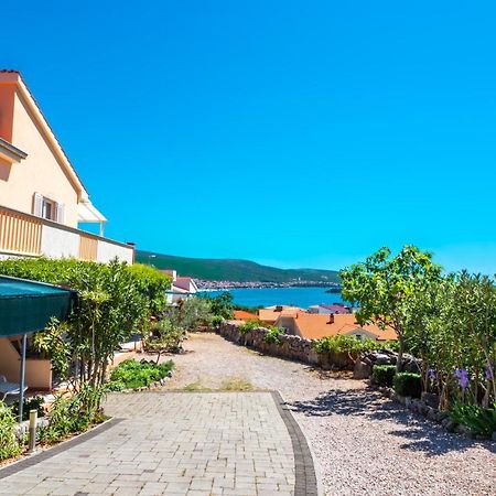 Apartments Sandra Kornić Екстериор снимка